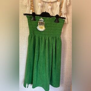 Vintage Juicy Couture but unbelievably NWT!  
Size L
SF/PF
Terry material